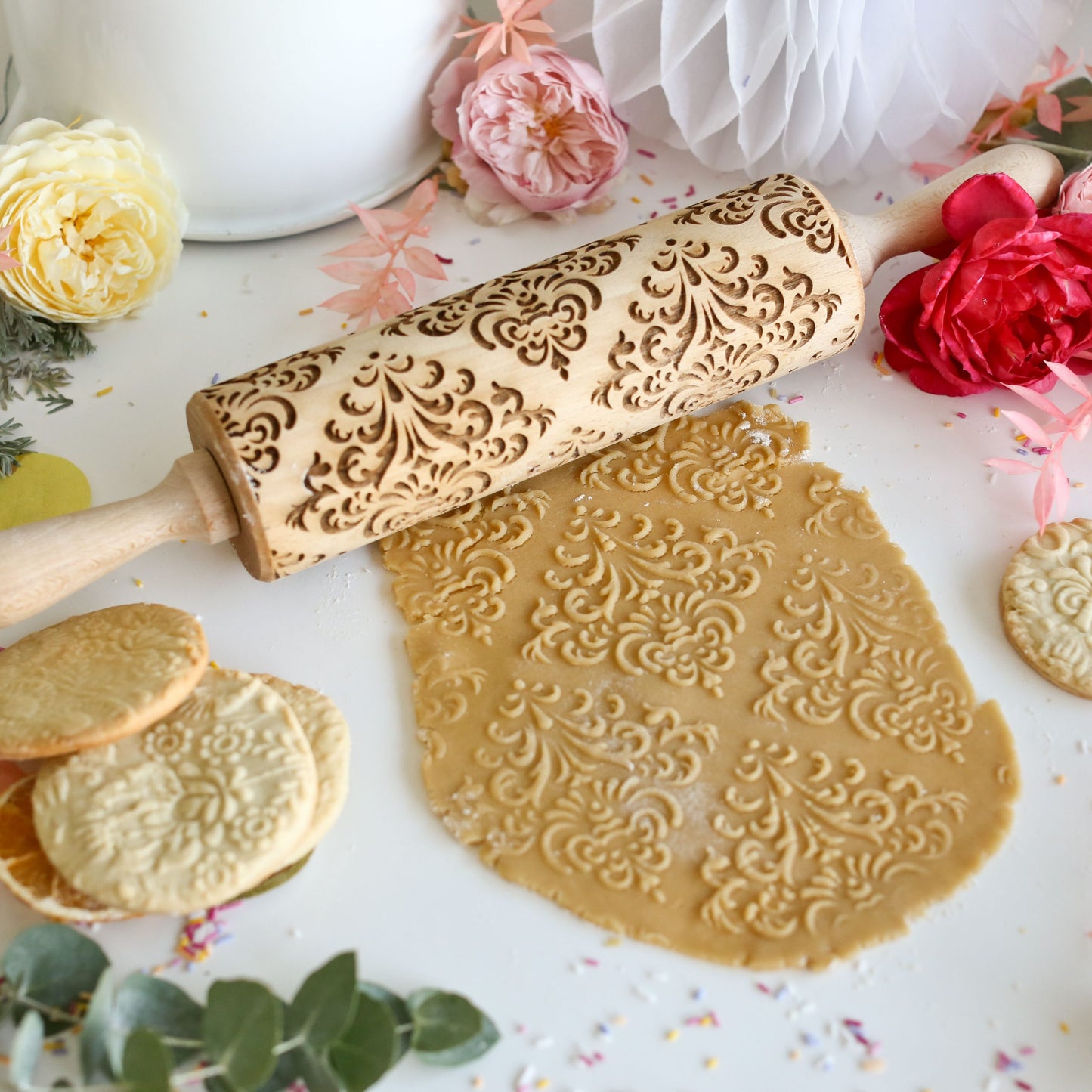 Lace Rolled Out Square